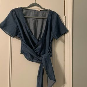 Cropped tie at the waist chambray blouse